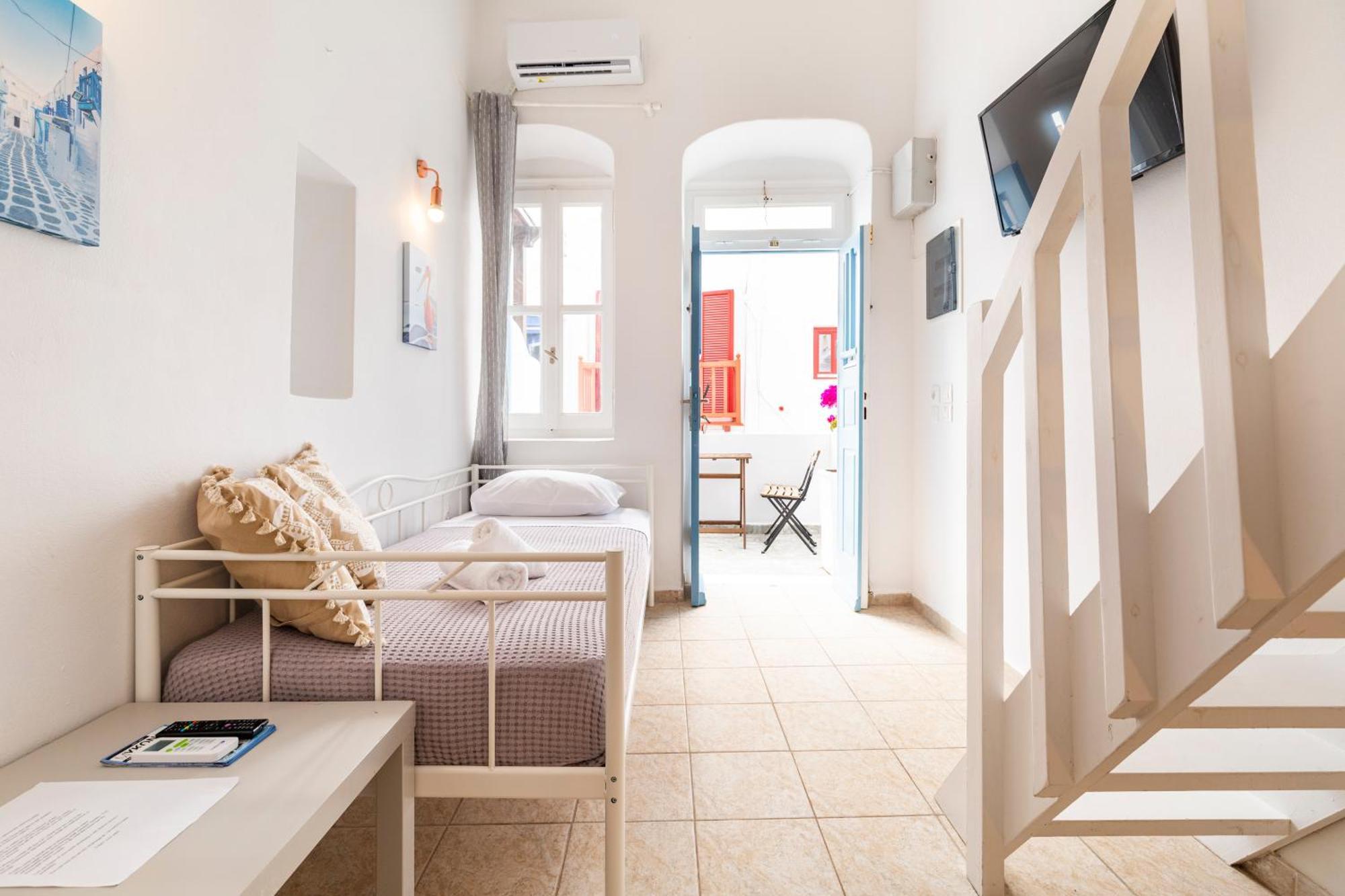 Elenitas Studio In Mykonos Town ภายนอก รูปภาพ